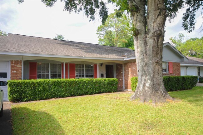 Building Photo - 4734 Kingfisher Dr
