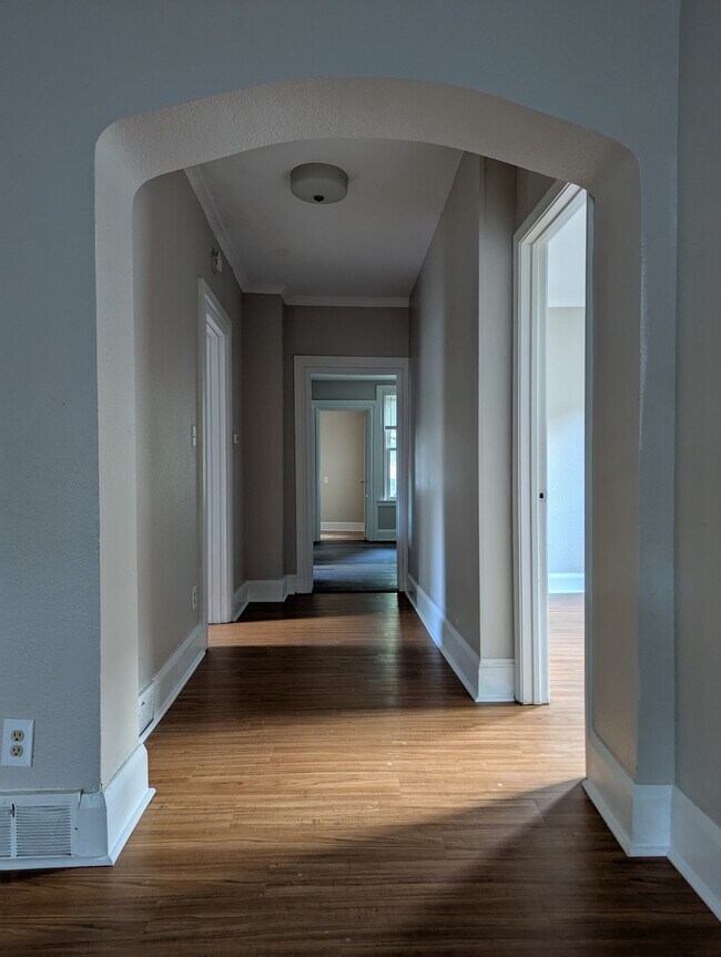 Foto del edificio - 732 Case Ave