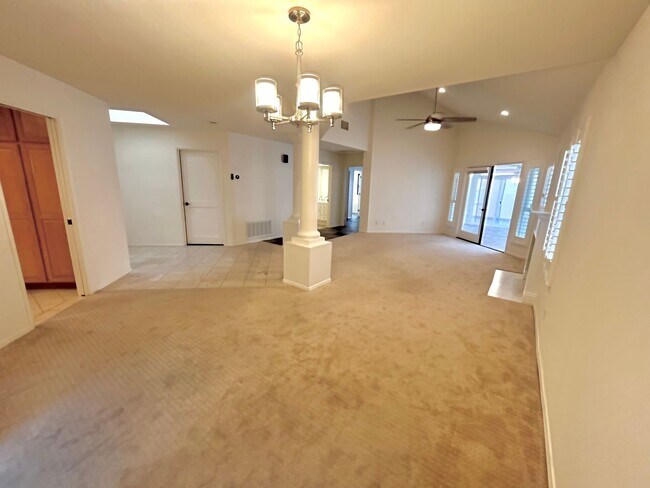 Foto del edificio - Single story detached home in the Coronado beach community Coronado Cays