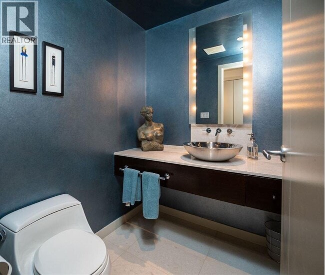 Building Photo - 1169 W Cordova St