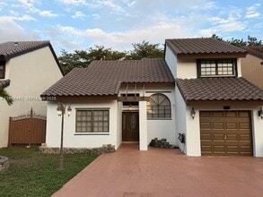 Building Photo - 6311 SW 127th Ct