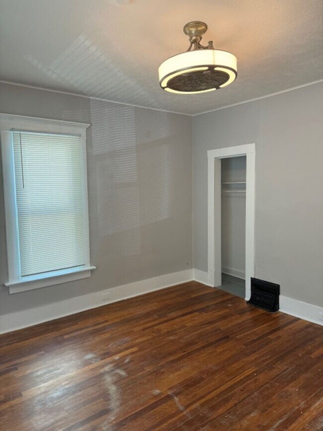 Foto del edificio - Powell Rentals (1029 S. 31st St.)