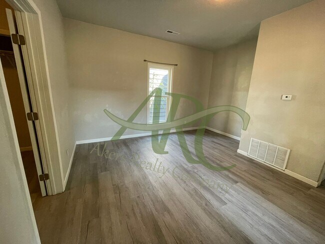 Foto del edificio - 1444 Cypress St