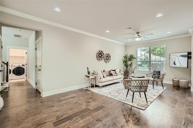 Building Photo - 9607 McKnight Lp