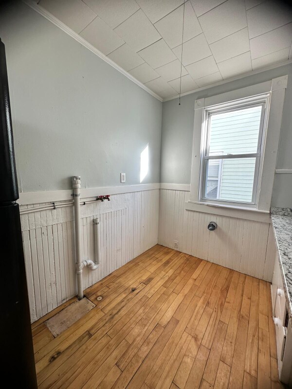 Building Photo - 213 Laurel St