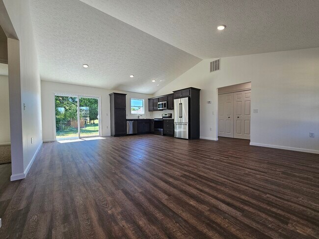 Building Photo - 1003 Waynoka Dr