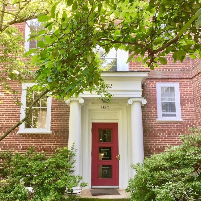 Photo - 3832 Porter St NW (Washington, DC) House