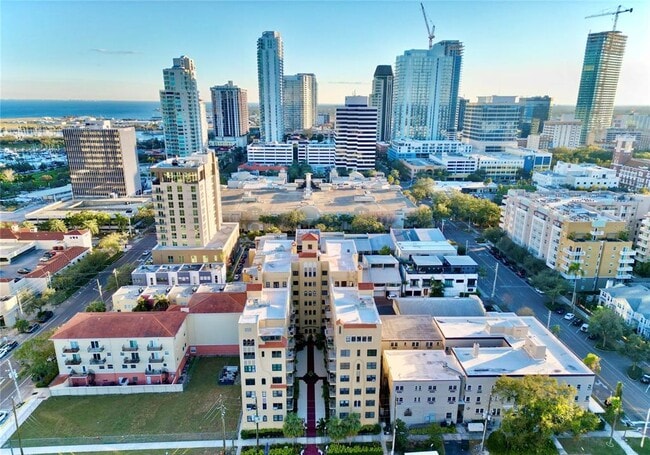 Foto del edificio - 130 4th Ave N