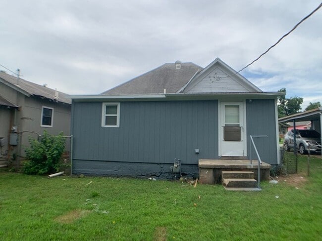 2 Bedroom House Near Downtown OKC - 2 Bedroom House Near Downtown OKC