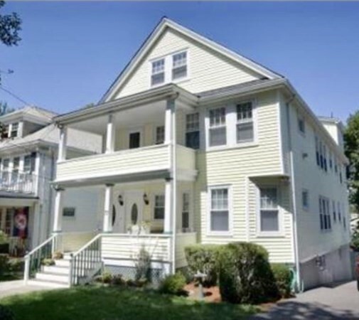 Foto principal - 77 Bennett St