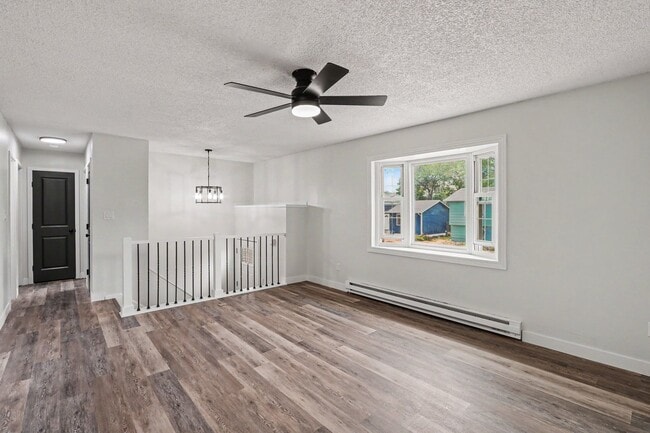 Building Photo - 8204 Hallett Ct