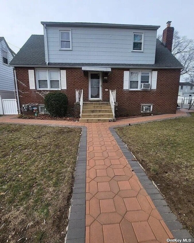 52 Ormonde Blvd, Valley Stream, NY 11580 House Rental in Valley