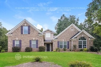 Building Photo - 1806 Christians Pl