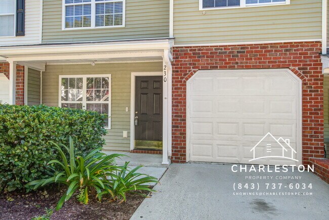 Foto del edificio - 230 Darcy Ave