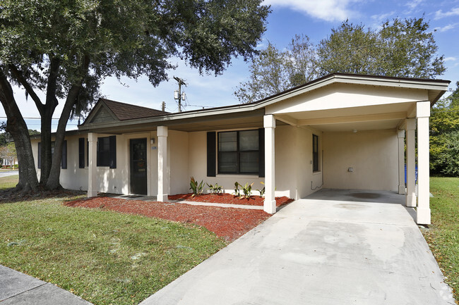 Foto del edificio - Hunter Army Airfield Homes