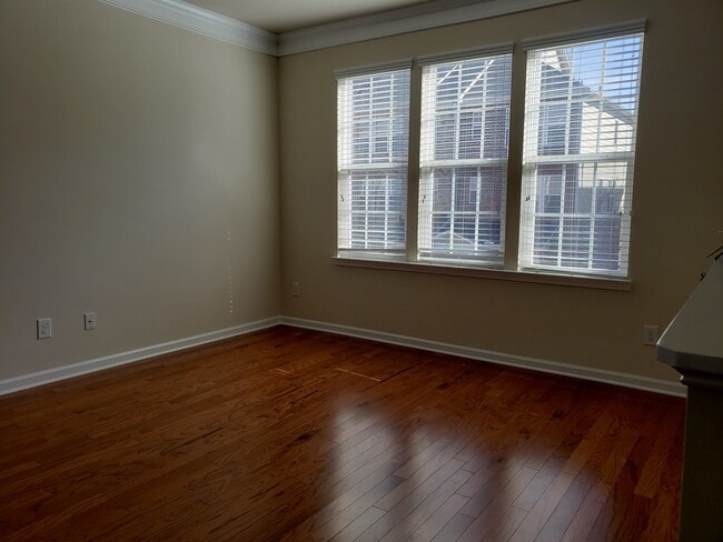 Building Photo - 317 Dove Cottage Ln
