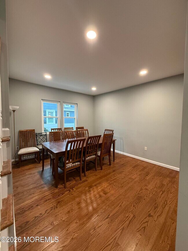 Foto del edificio - 591 Vernon St