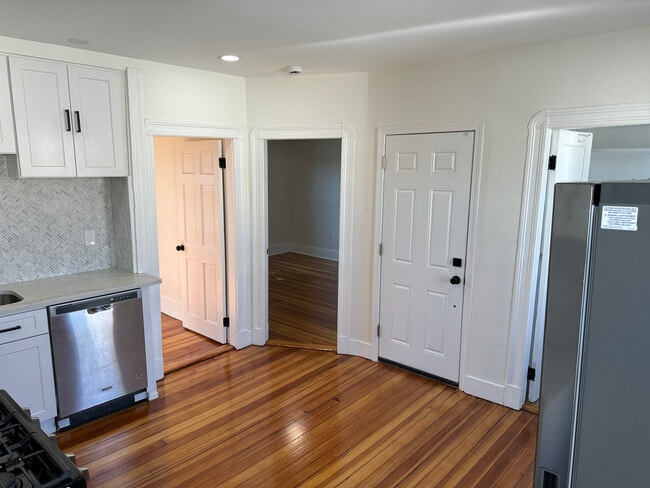 Building Photo - 262 Revere Beach Pky