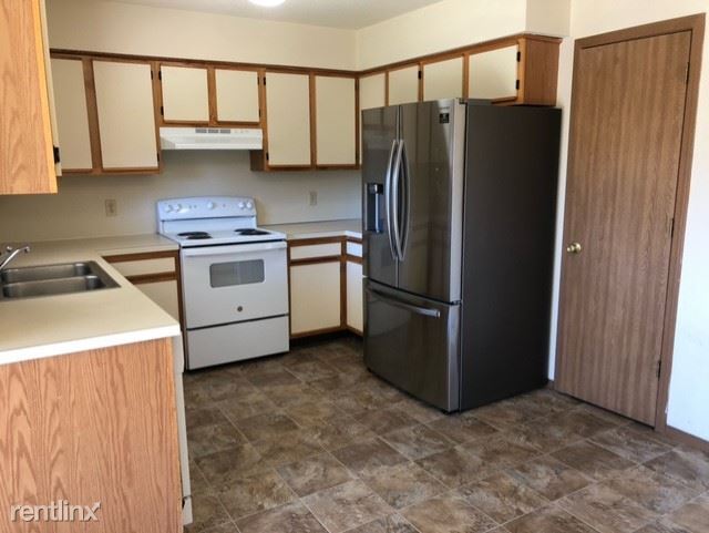 Building Photo - 2 br, 2 bath Duplex - 2641 Ruth Avenue A