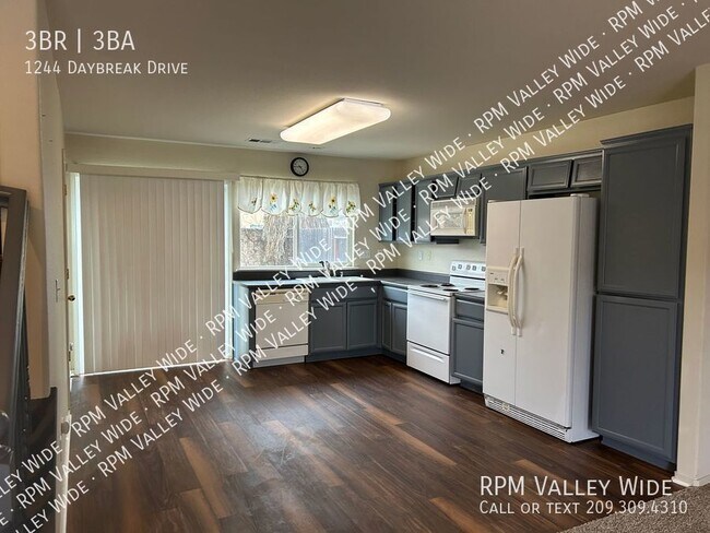 Building Photo - New on the market!