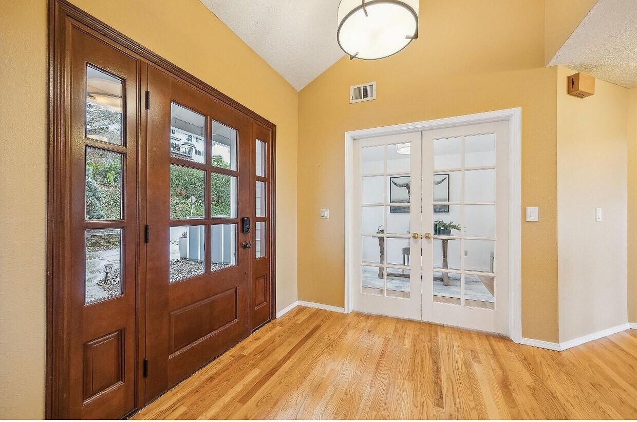 Foto principal - 213 Hidalgo St