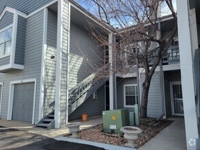 Building Photo - 7438 Singing Hills Dr