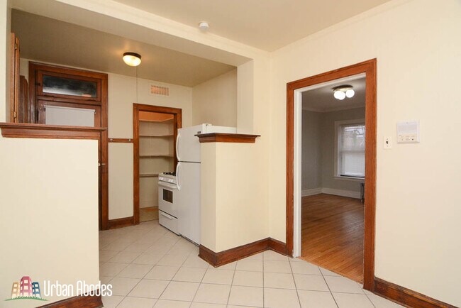 Foto del edificio - 2909 N Lockwood Ave