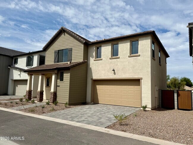 Building Photo - 2345 E Stephens Ct