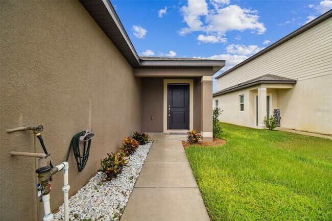 Building Photo - 30067 Fedora Cir