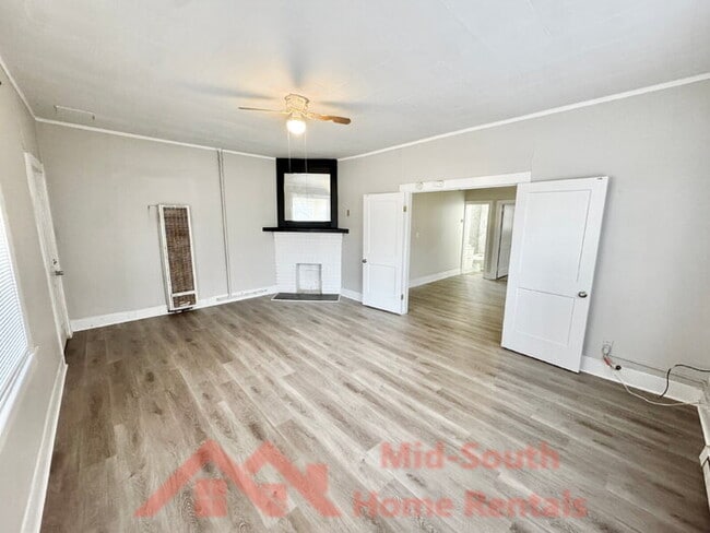 Building Photo - 3592 Vivia Ave