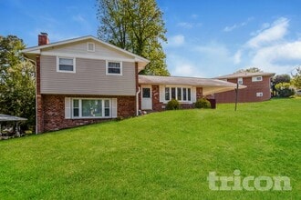 Building Photo - 2006 Kirklin Dr