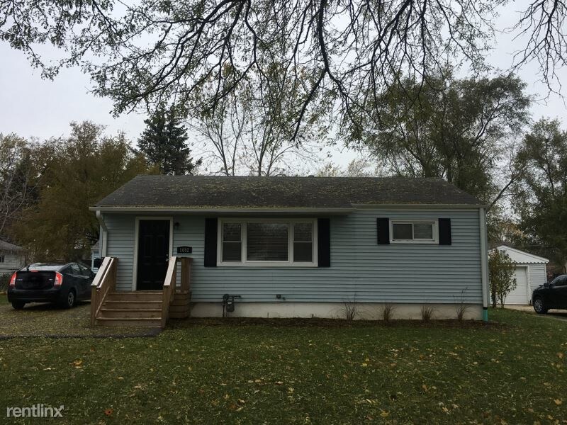 Primary Photo - 3 br, 1 bath House - 1652 FERRY STREET