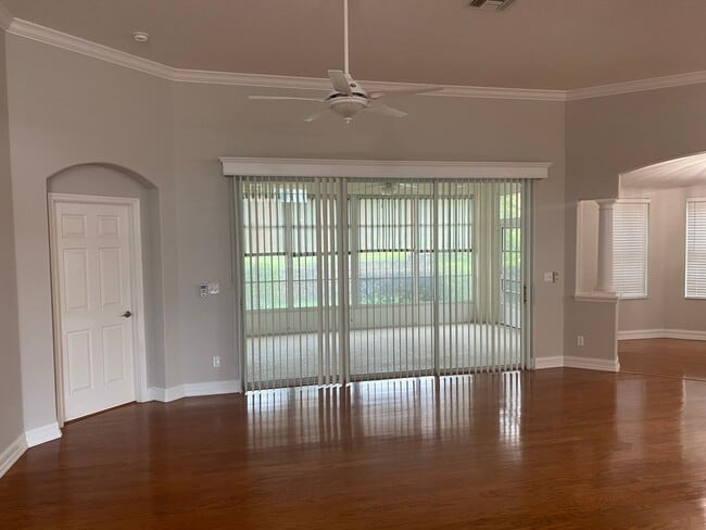 Building Photo - Beautiful Home At Royal Harbor of Tavares