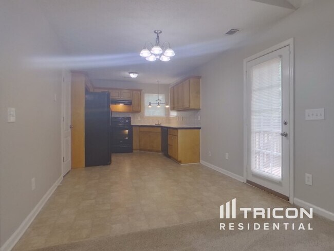 Building Photo - 25 Oakmont Ln