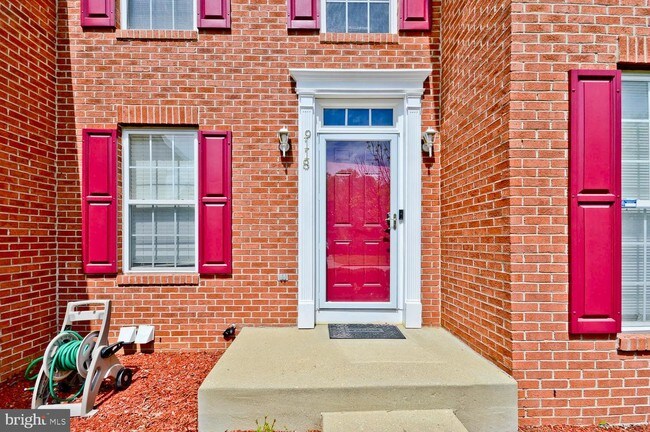 Building Photo - 9118 Little Stone Dr