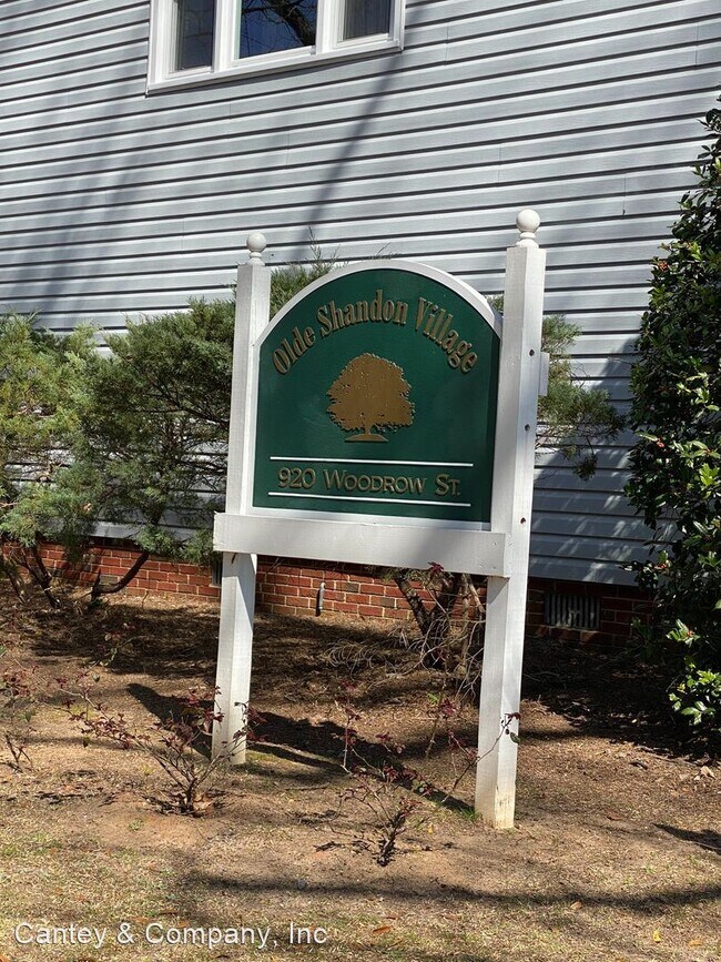 Building Photo - 2 br, 1.5 bath House - 920 Woodrow Street ...