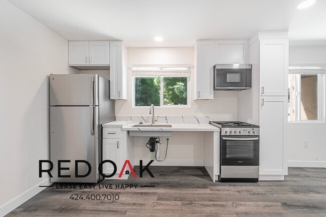 Building Photo - 5107 Passons Blvd