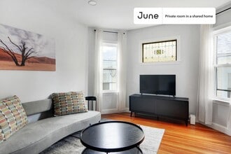 Building Photo - Room in Shared 4 bed/2 bath home