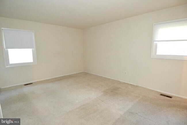 Foto del edificio - 3717 Irongate Ln