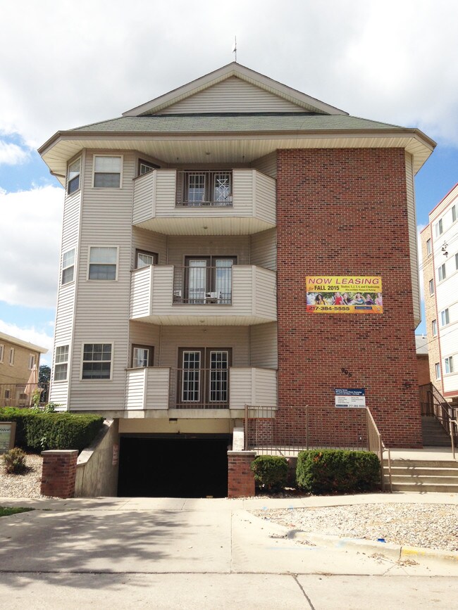 Parkview Terrace Apartments Champaign, IL