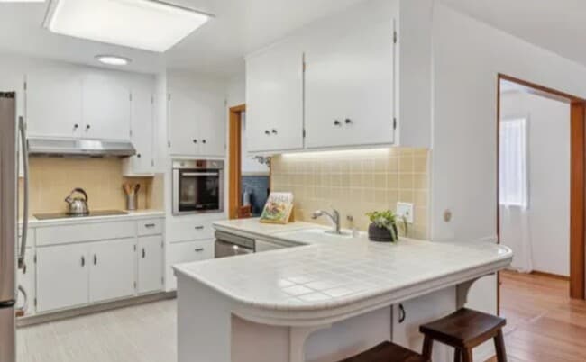 Building Photo - 827 Norvell St