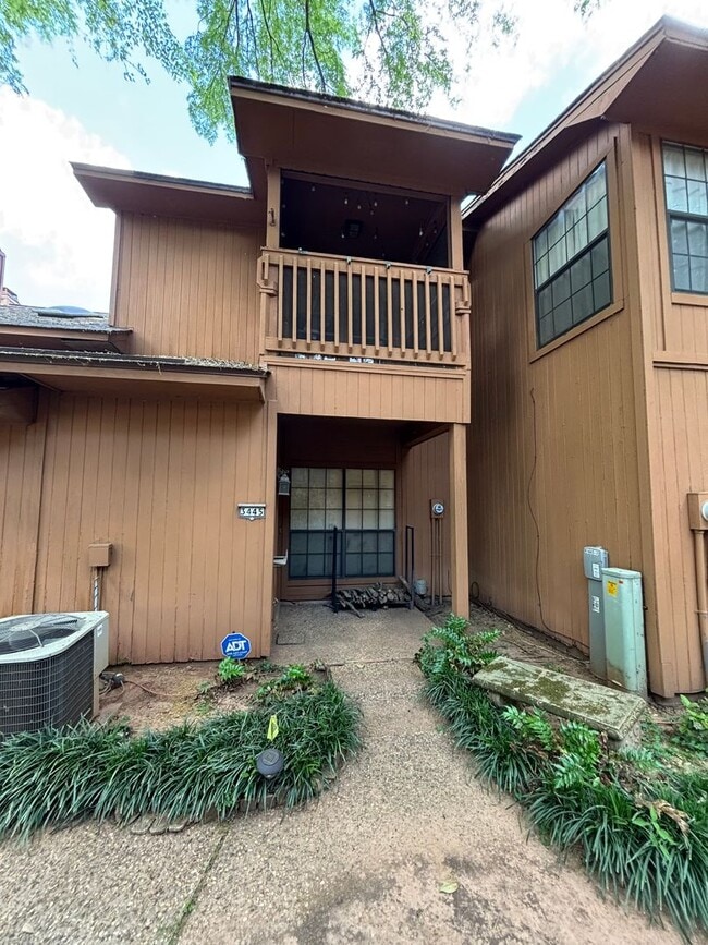 Building Photo - 3445 Stonebrook Pl