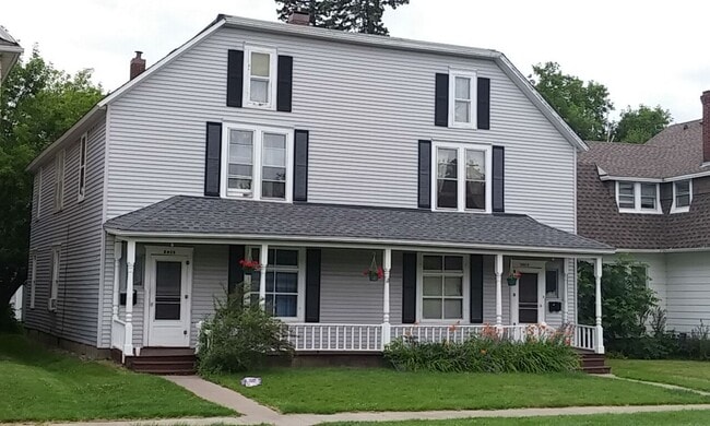 Building Photo - 2015-2015 John Ave