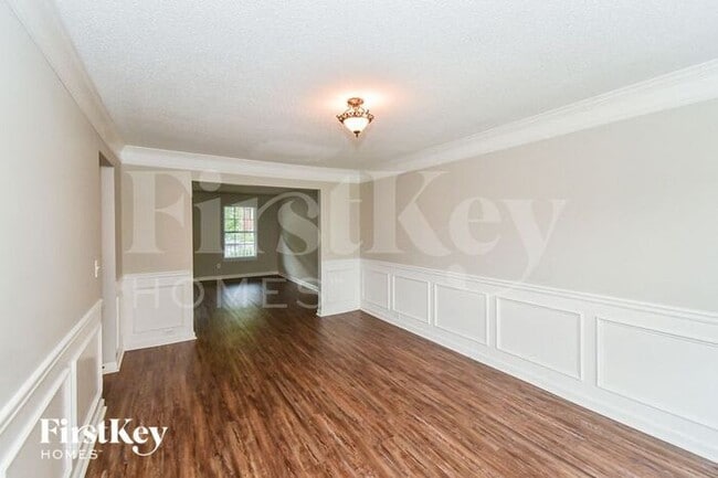 Foto del edificio - 275 Redding Ridge