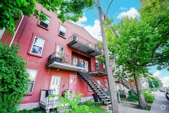 Building Photo - 8701 Av. Souligny