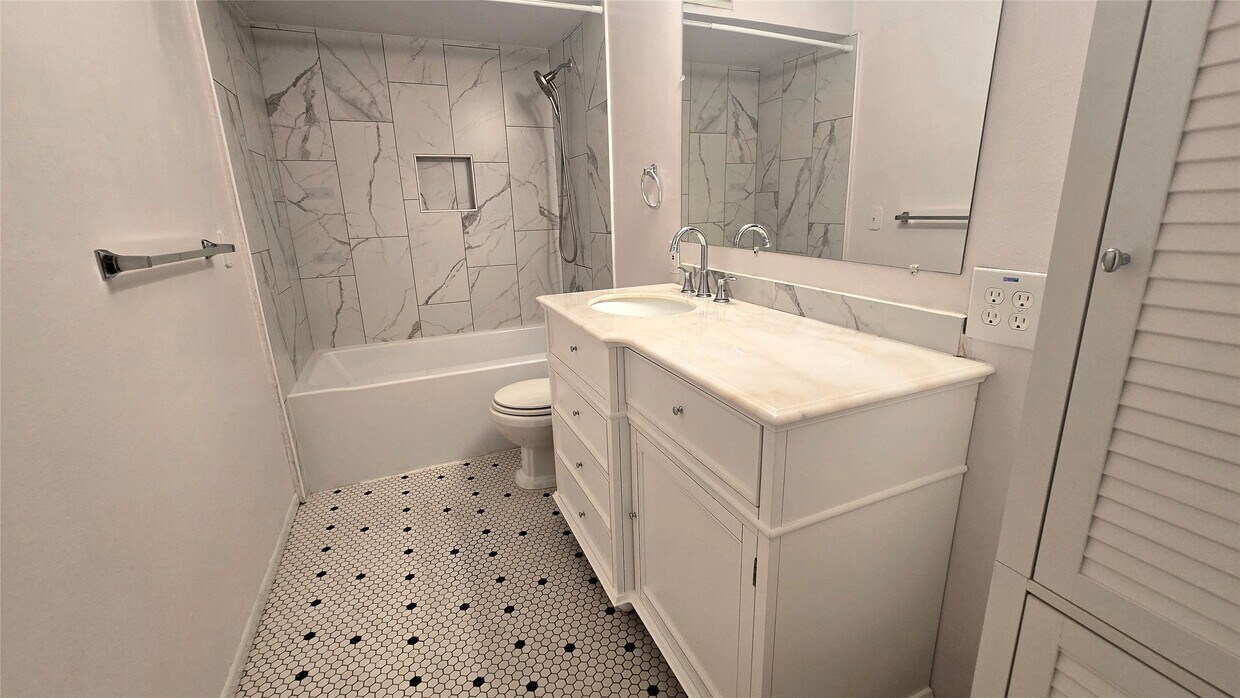 Foto del edificio - 357 N Post Oak Ln