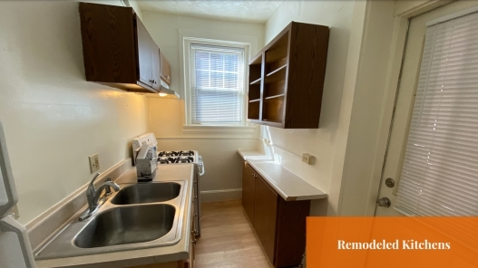 Remodeled Kitchen - 2558 Woodburn Ave