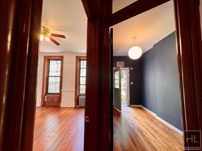 Foto del edificio - 6 AVENUE