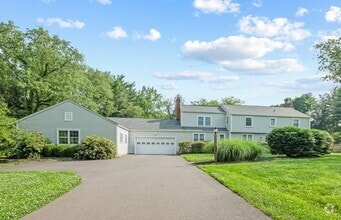 181 Farms Village Rd