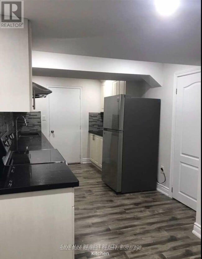 Photo du bâtiment - 71 Olivia Marie Rd